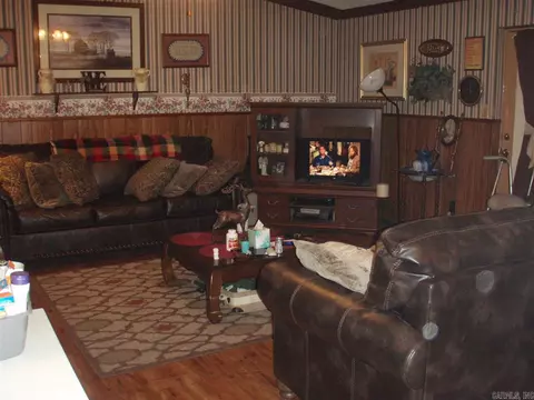 715 S Locust, Ashdown, AR 71822 photo 5