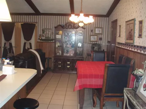 715 S Locust, Ashdown, AR 71822 photo 4