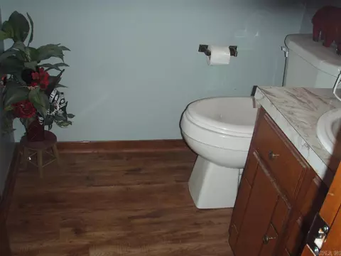 715 S Locust, Ashdown, AR 71822 photo 9