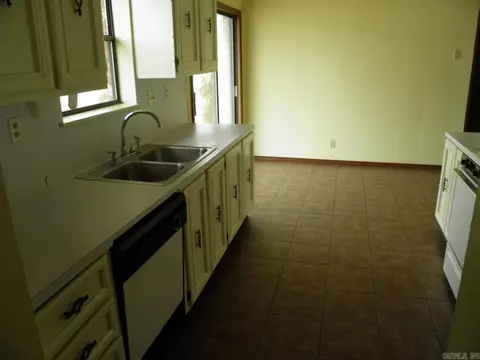 509 E Mary, Paris, AR 72855 photo 5