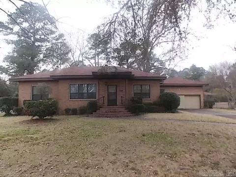 548 Sharp, Camden, AR 71701 photo 1