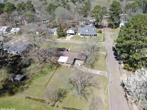 406 E Cedar St, Warren, AR 71671 photo 7