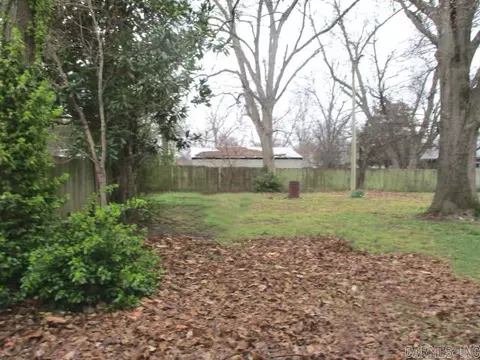 105 W Second St, Gideon, MO 63848 photo 12