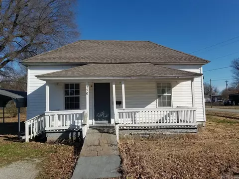 790 E Jackson, Piggott, AR 72454 photo 1