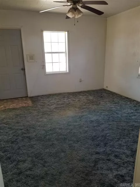 790 E Jackson, Piggott, AR 72454 photo 2