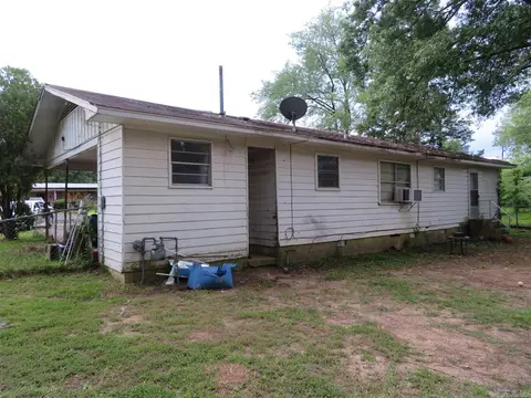609 Smith St, Gurdon, AR 71743 photo 6