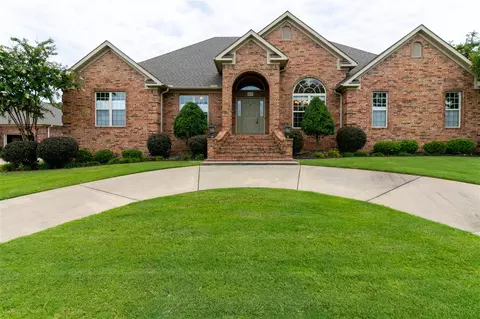 3710 Newcastle Dr, Conway, AR 72034 photo 1