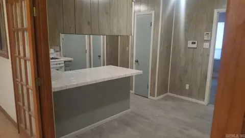 419 E Palm, Lonoke, AR 72086 photo 3