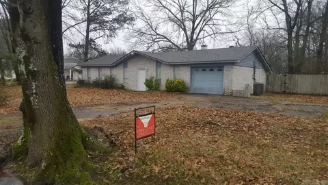 419 E Palm, Lonoke, AR 72086 photo 1