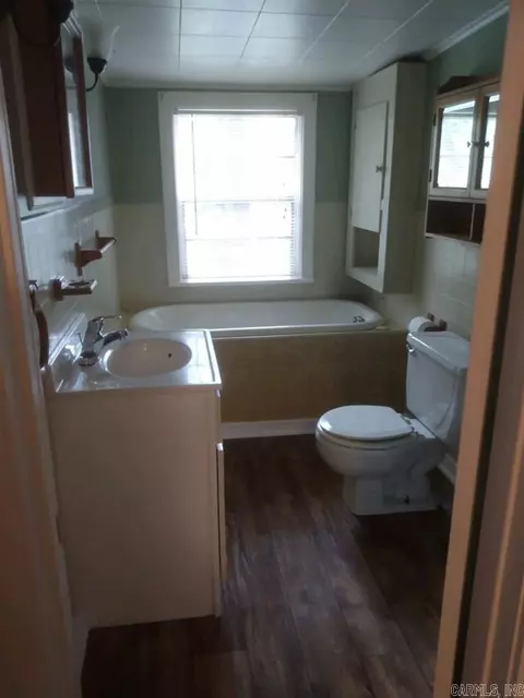 704 E 10th, Smackover, AR 71762 photo 6