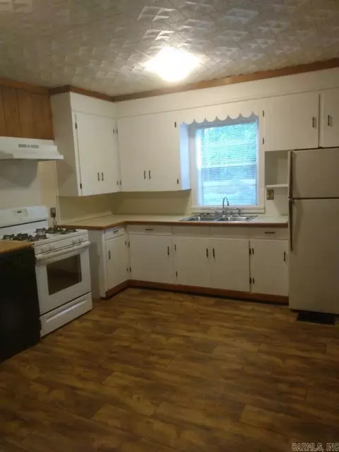 704 E 10th, Smackover, AR 71762 photo 10