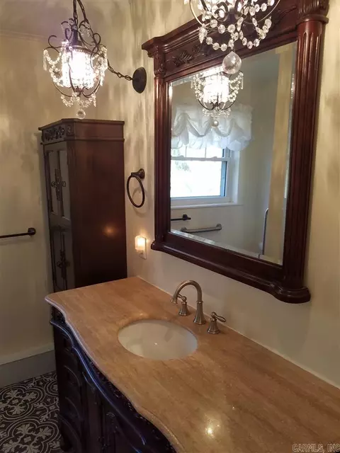 1102 Smitherman St, Altus, AR 72821 photo 9