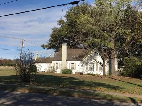 830 W 2nd St, Waldron, AR 72958 photo 3