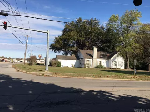 830 W 2nd St, Waldron, AR 72958 photo 2