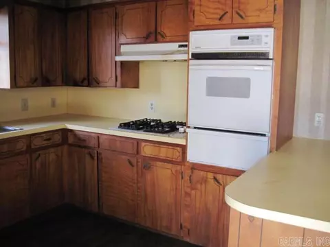 310 6th St, Hampton, AR 71744 photo 7