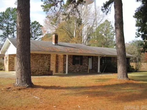 310 6th St, Hampton, AR 71744 photo 2