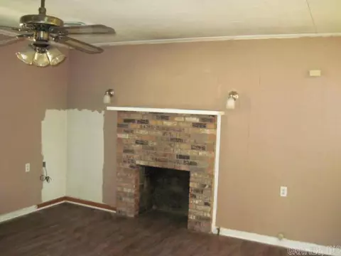 310 6th St, Hampton, AR 71744 photo 9