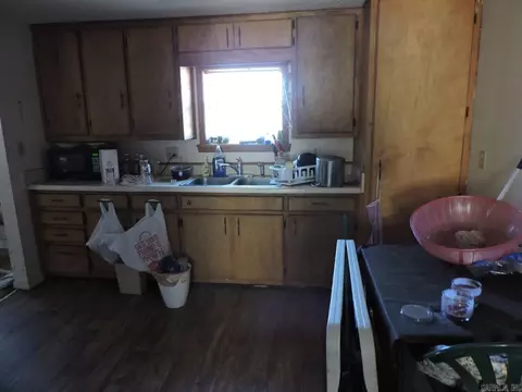 893 Pine St, Waldron, AR 72958 photo 3