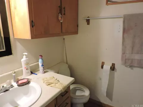 893 Pine St, Waldron, AR 72958 photo 5