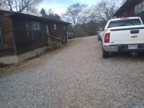 1917 1921 Wal Nut, Paris, AR 72855 photo 3