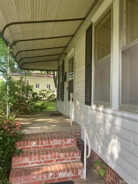 403 N 3rd St, Paris, AR 72855 photo 6