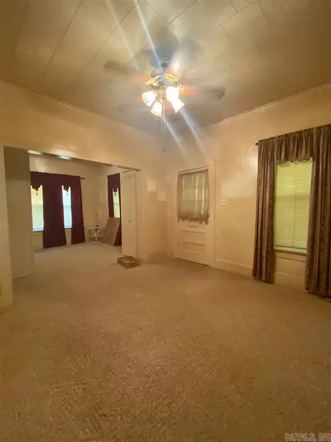 403 N 3rd St, Paris, AR 72855 photo 19
