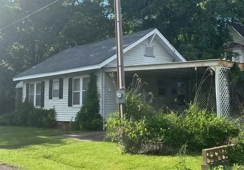 403 N 3rd St, Paris, AR 72855 photo 3