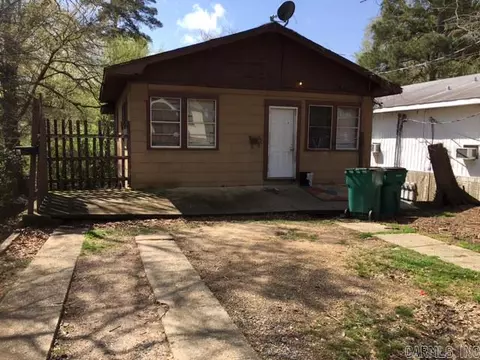 623 E 4th St, El Dorado, AR 71730 photo 1
