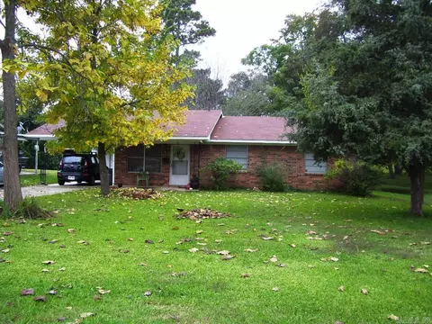 131 N Walker St, Ashdown, AR 71822 photo 1