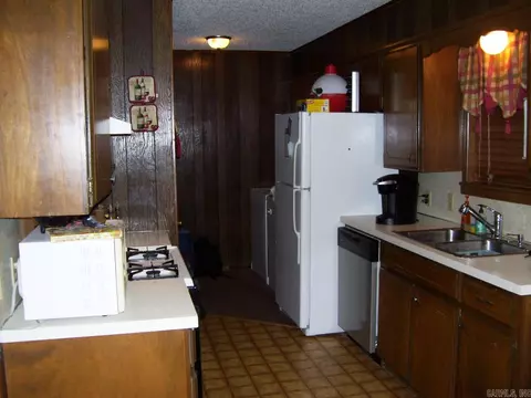 131 N Walker St, Ashdown, AR 71822 photo 8