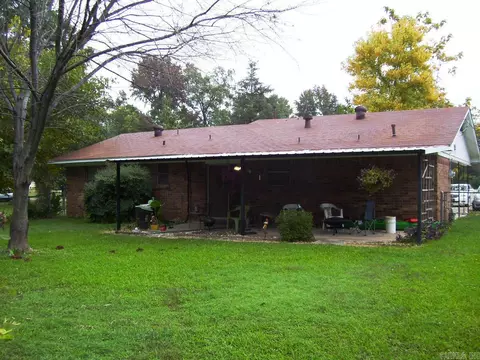 131 N Walker St, Ashdown, AR 71822 photo 3