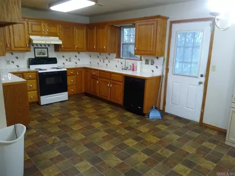 421 N Carr St, Paris, AR 72855 photo 3