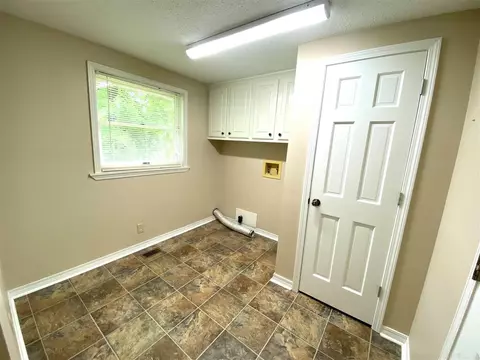 1284 Apache Dr, Camden, AR 71701 photo 9