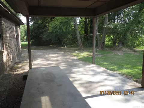 1013 Phillips St, Warren, AR 71671 photo 9