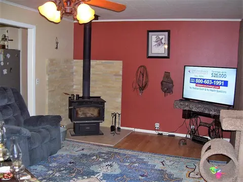 1215 E 2nd Ave, Foreman, AR 71836 photo 9