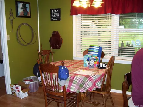 1215 E 2nd Ave, Foreman, AR 71836 photo 7