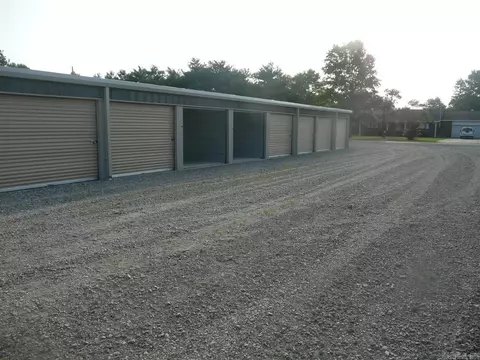 52 Lone Oak, Sikeston, MO 63801 photo 2