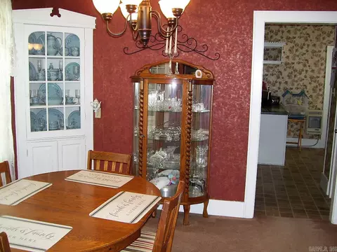 570 Park Ave, Ashdown, AR 71822 photo 5
