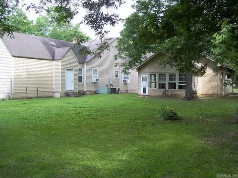 570 Park Ave, Ashdown, AR 71822 photo 3