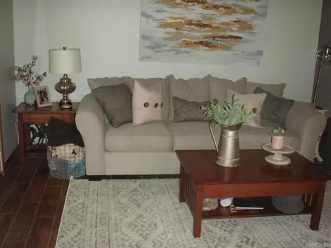 225 W Dollarhide, Foreman, AR 71836 photo 3