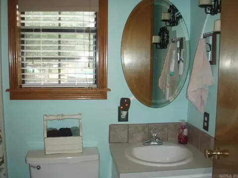 225 W Dollarhide, Foreman, AR 71836 photo 19