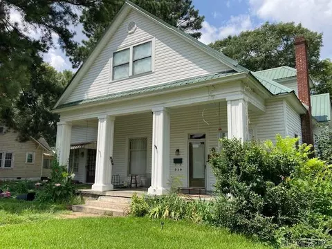 310 S Myrtle St, Warren, AR 71671 photo 4