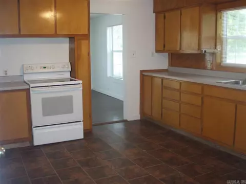 711 Corbin, Ashdown, AR 71822 photo 2