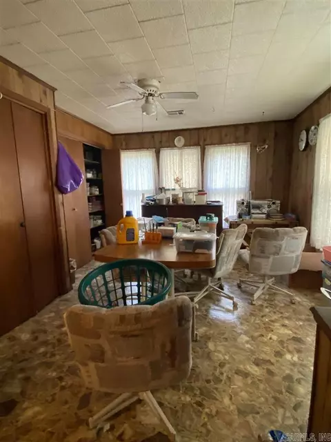 513 E Short Mt St, Paris, AR 72855 photo 4