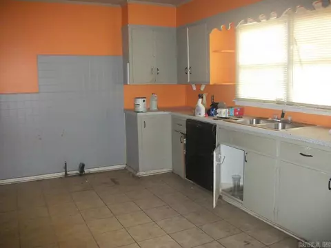 101 N Pecan, Tuckerman, AR 72473 photo 5