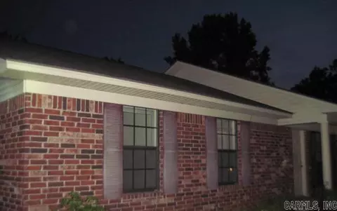 1015 Phillips St, Warren, AR 71671 photo 1