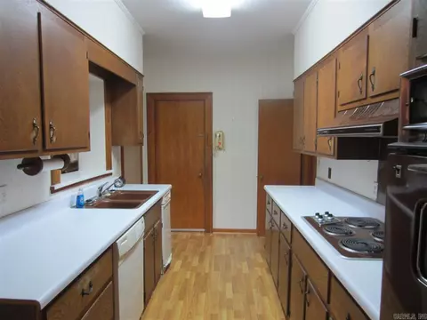 218 E, AR 71753 photo 10