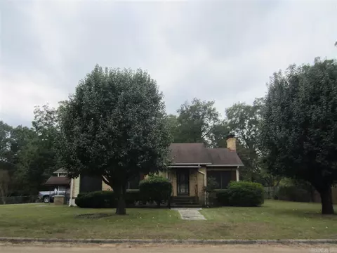 218 E, AR 71753 photo 1