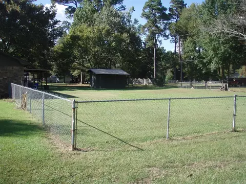 2220 Pecan, Ashdown, AR 71822 photo 5