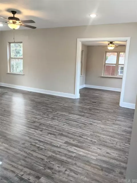 903 Hamilton Ave E, Wynne, AR 72396 photo 6